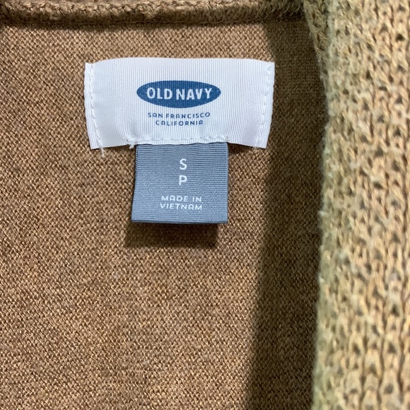 ⭐️3/$20⭐️ Old Navy Textured Cardigan - Picture 2 of 6